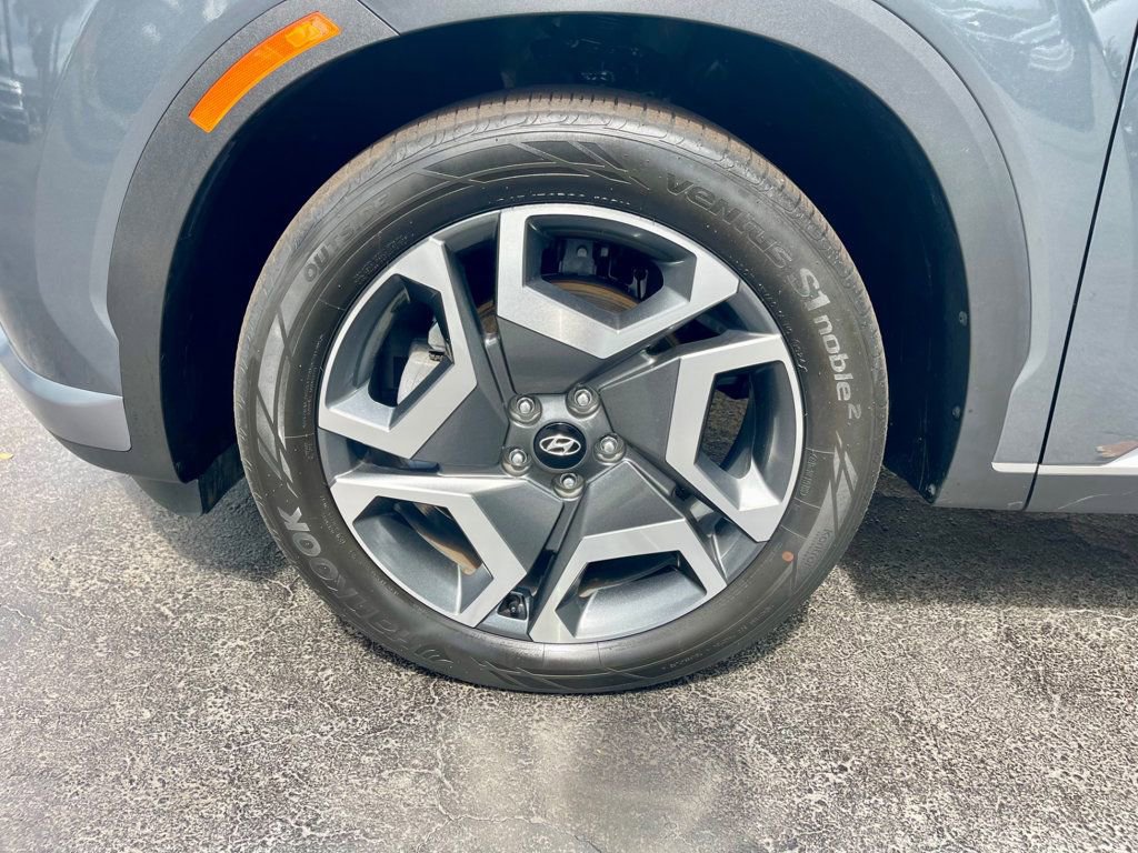 Used 2024 Hyundai Palisade SEL w/ Premium Package FWD image 9