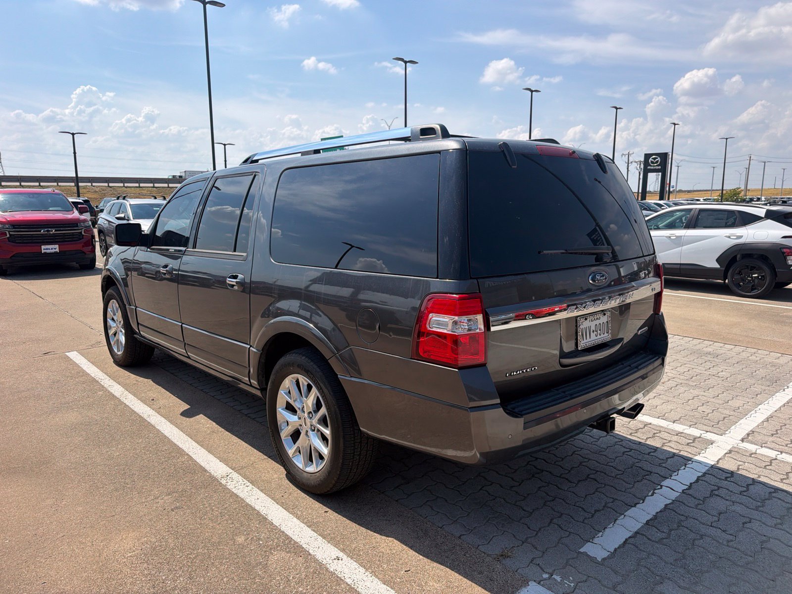 Used 2017 Ford Expedition EL Limited w/ Equipment Group 301A RWD image 8