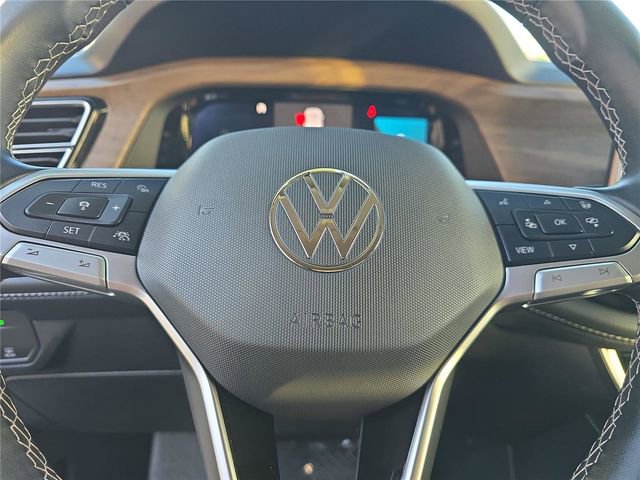 Used 2025 Volkswagen Atlas SE FWD image 26