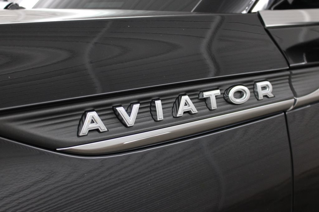 Used 2020 Lincoln Aviator Reserve w/ Equipment Group 202A AWD/4WD image 41