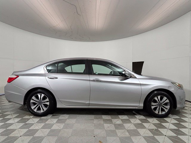 Used 2015 Honda Accord LX image 8