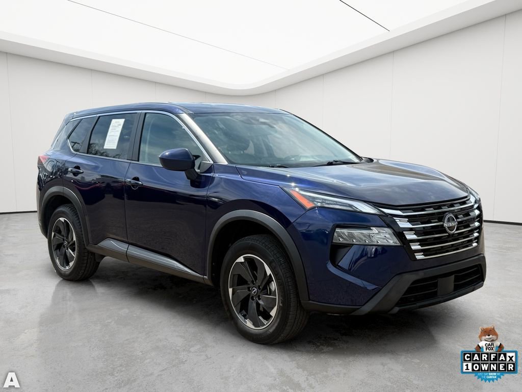 Used 2025 Nissan Rogue SV image 9