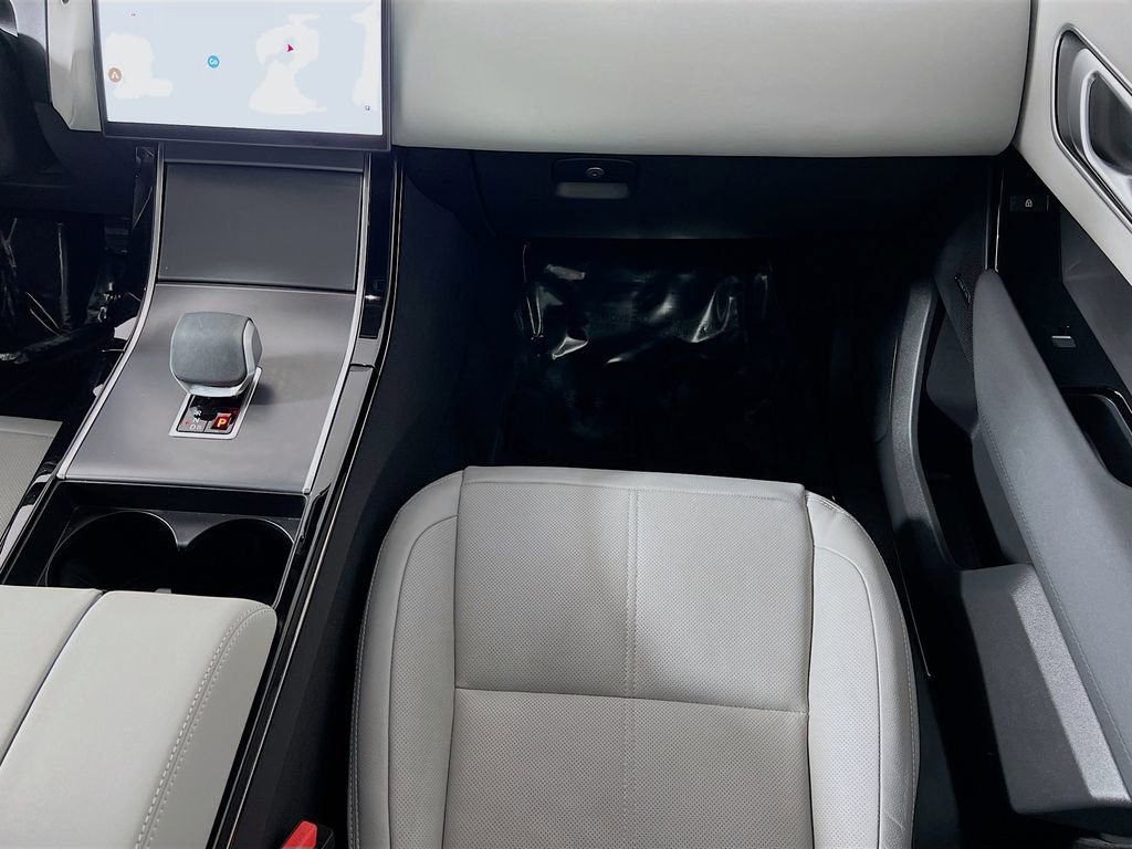 Used 2025 Land Rover Range Rover Velar Dynamic SE AWD/4WD image 25