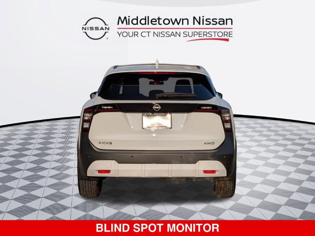 Certified 2025 Nissan Kicks SV AWD/4WD image 5