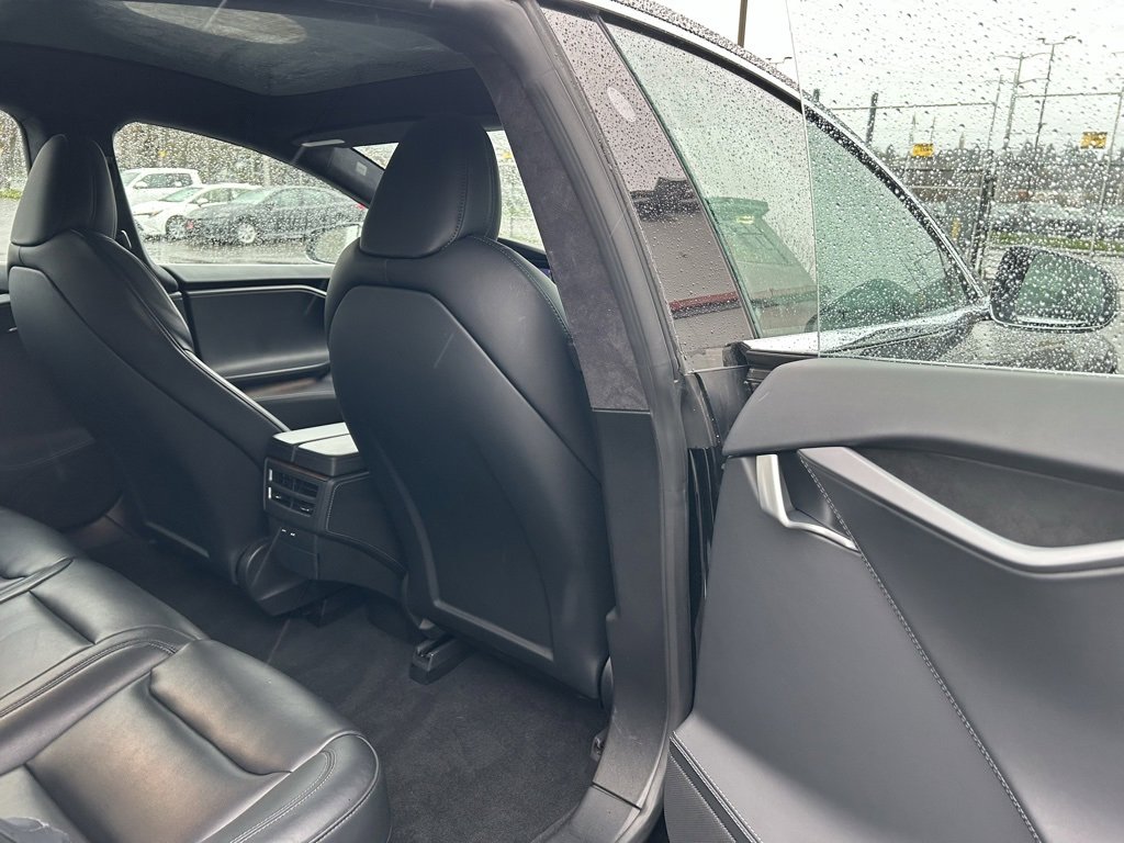 Used 2020 Tesla Model S Long Range Plus image 13