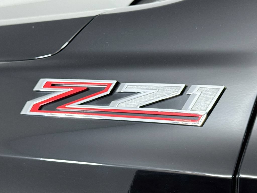 Used 2025 Chevrolet Tahoe Z71 AWD/4WD image 10