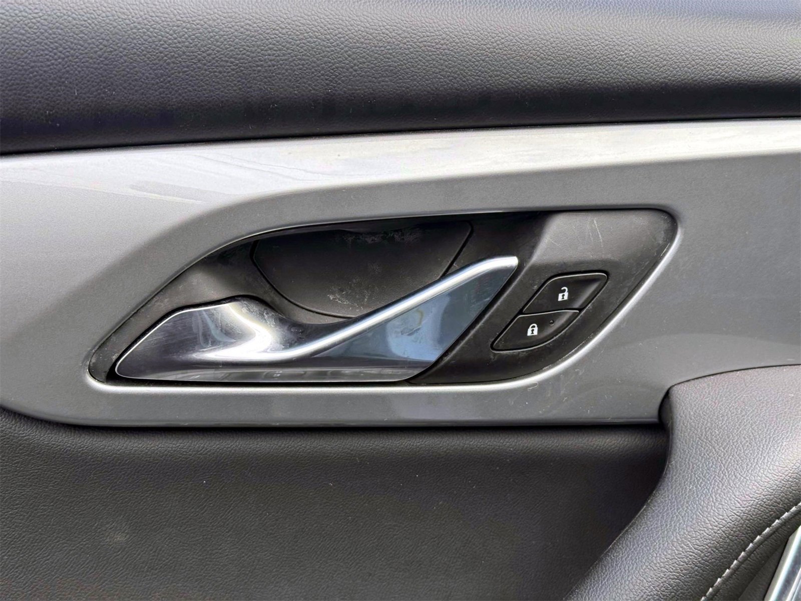 Used 2020 Chevrolet Blazer LT w/ Sound & Technology Package image 40