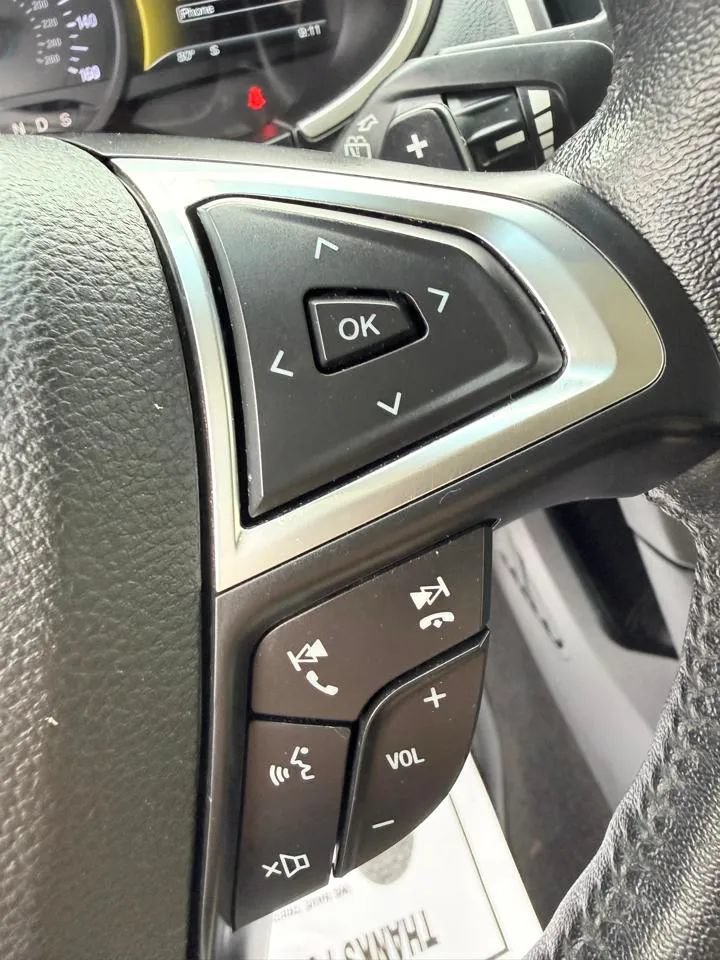 Used 2018 Ford Edge SEL w/ Equipment Group 201A AWD/4WD image 24