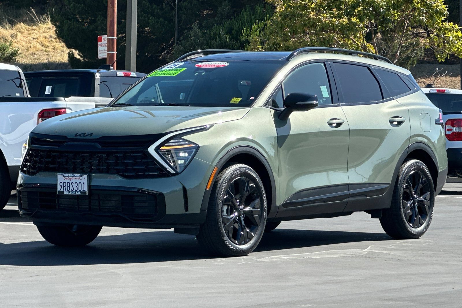 Certified 2025 Kia Sportage X-Line w/ Premium Package AWD/4WD image 11