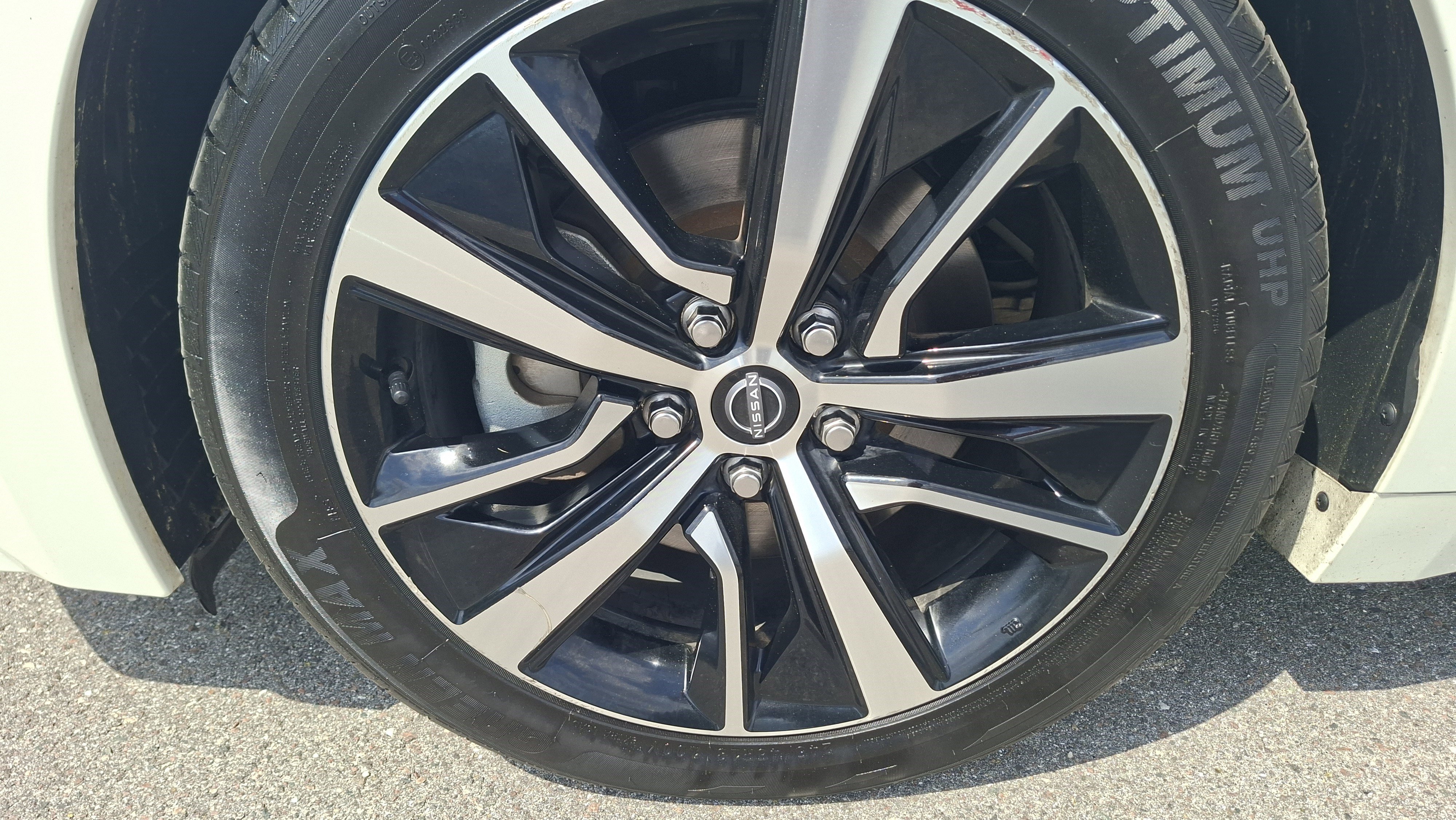 Used 2023 Nissan Maxima SV w/ Floor Mat Group FWD image 25