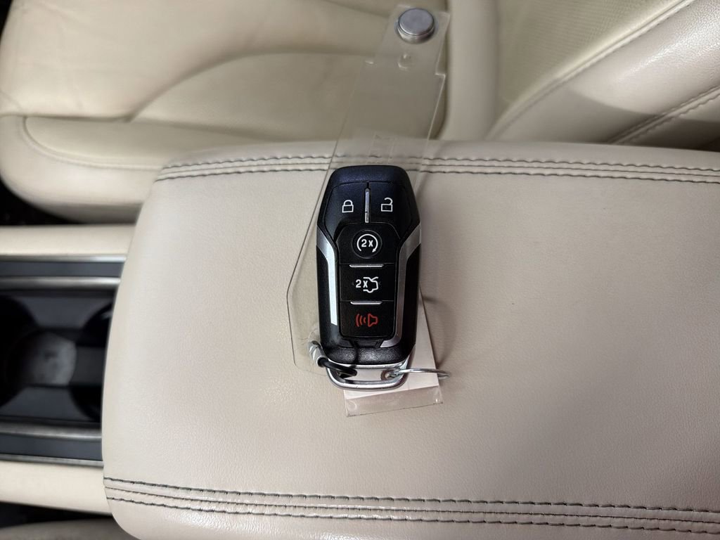 Used 2015 Lincoln MKC FWD w/ Equipment Group 101A Select image 31