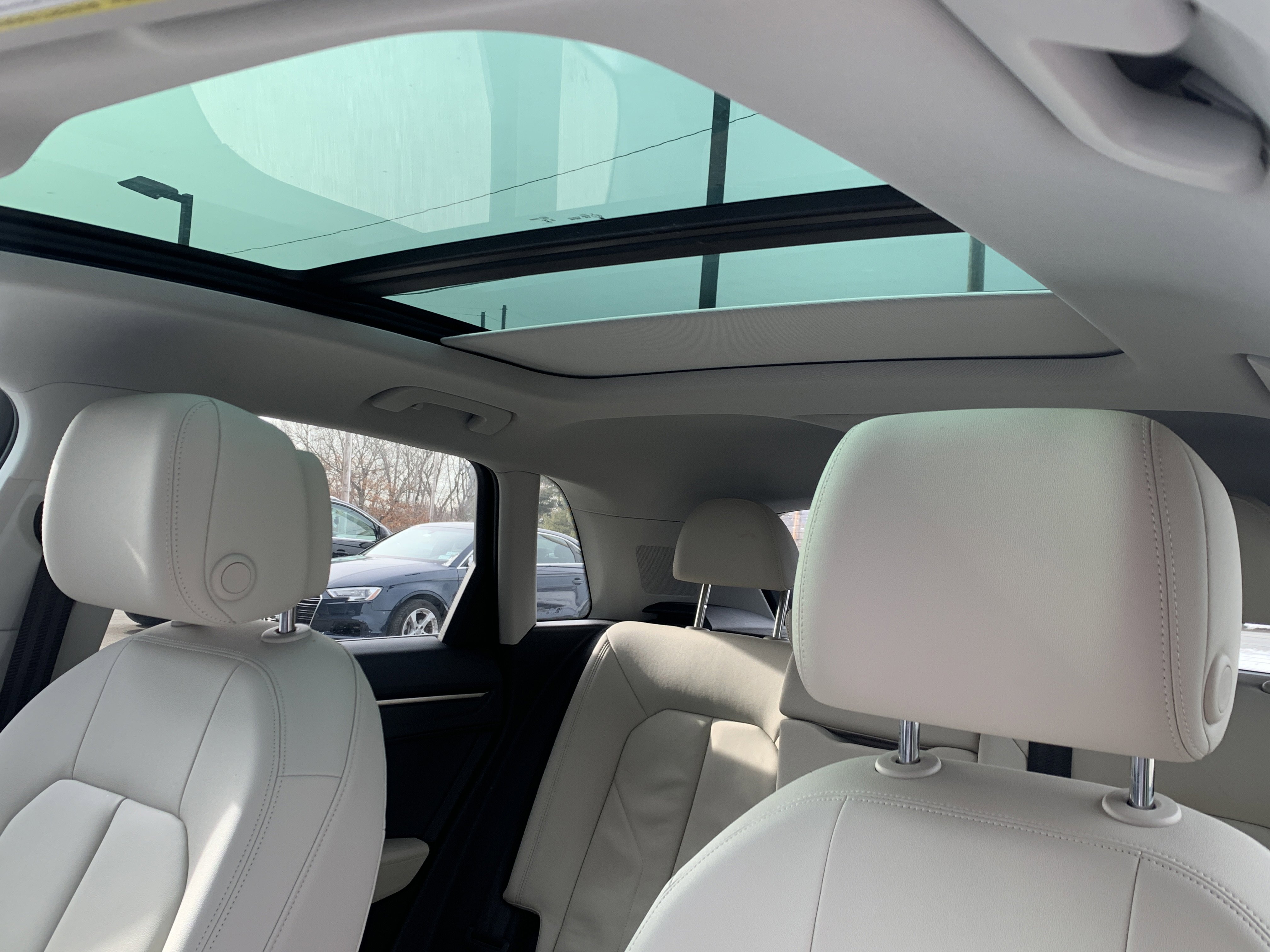 Certified 2023 Audi Q3 2.0T Premium w/ Convenience Package image 13