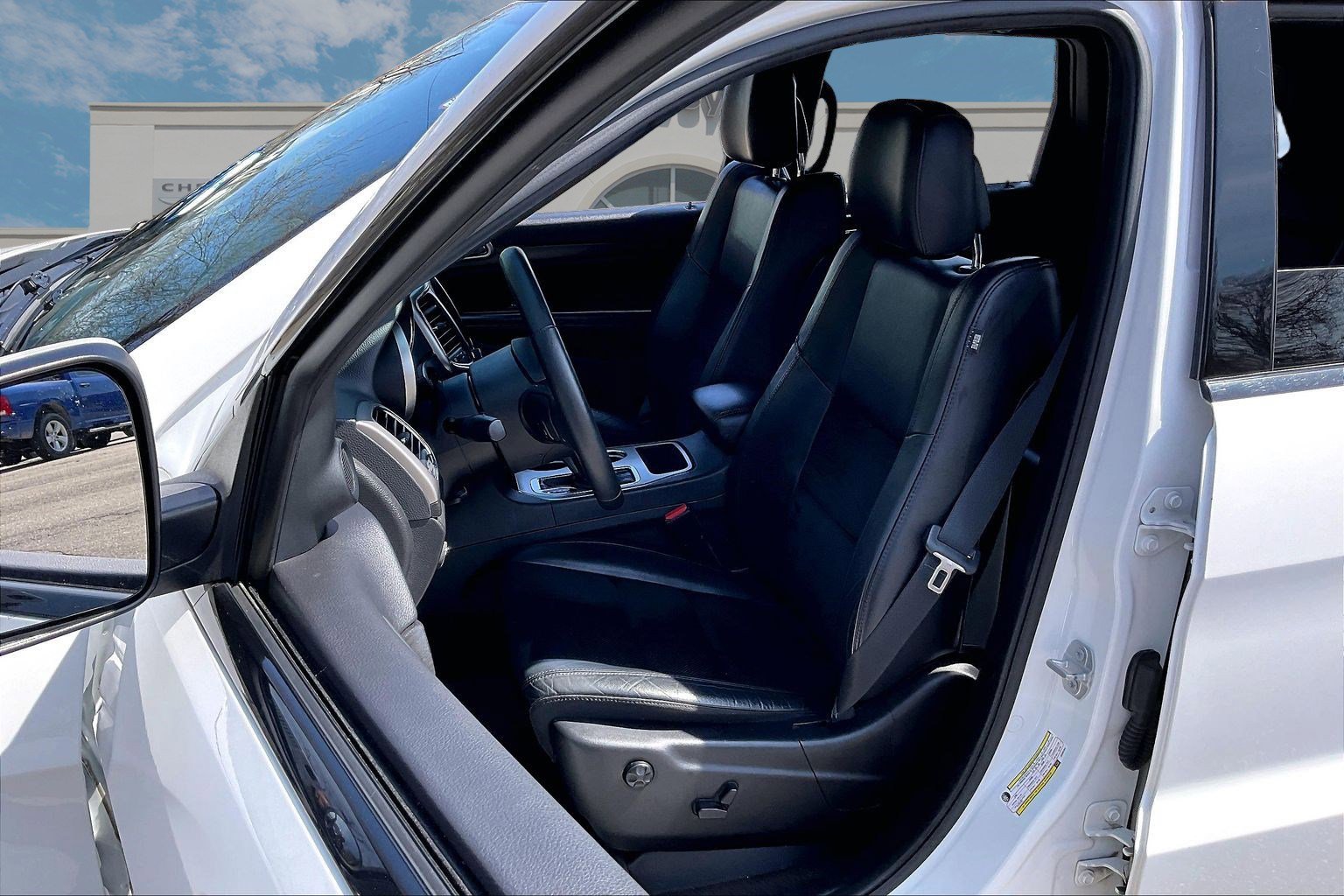 Used 2018 Jeep Grand Cherokee Altitude image 22