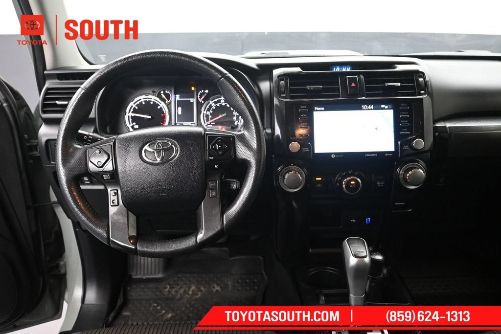 Used 2023 Toyota 4Runner TRD Off-Road AWD/4WD image 11
