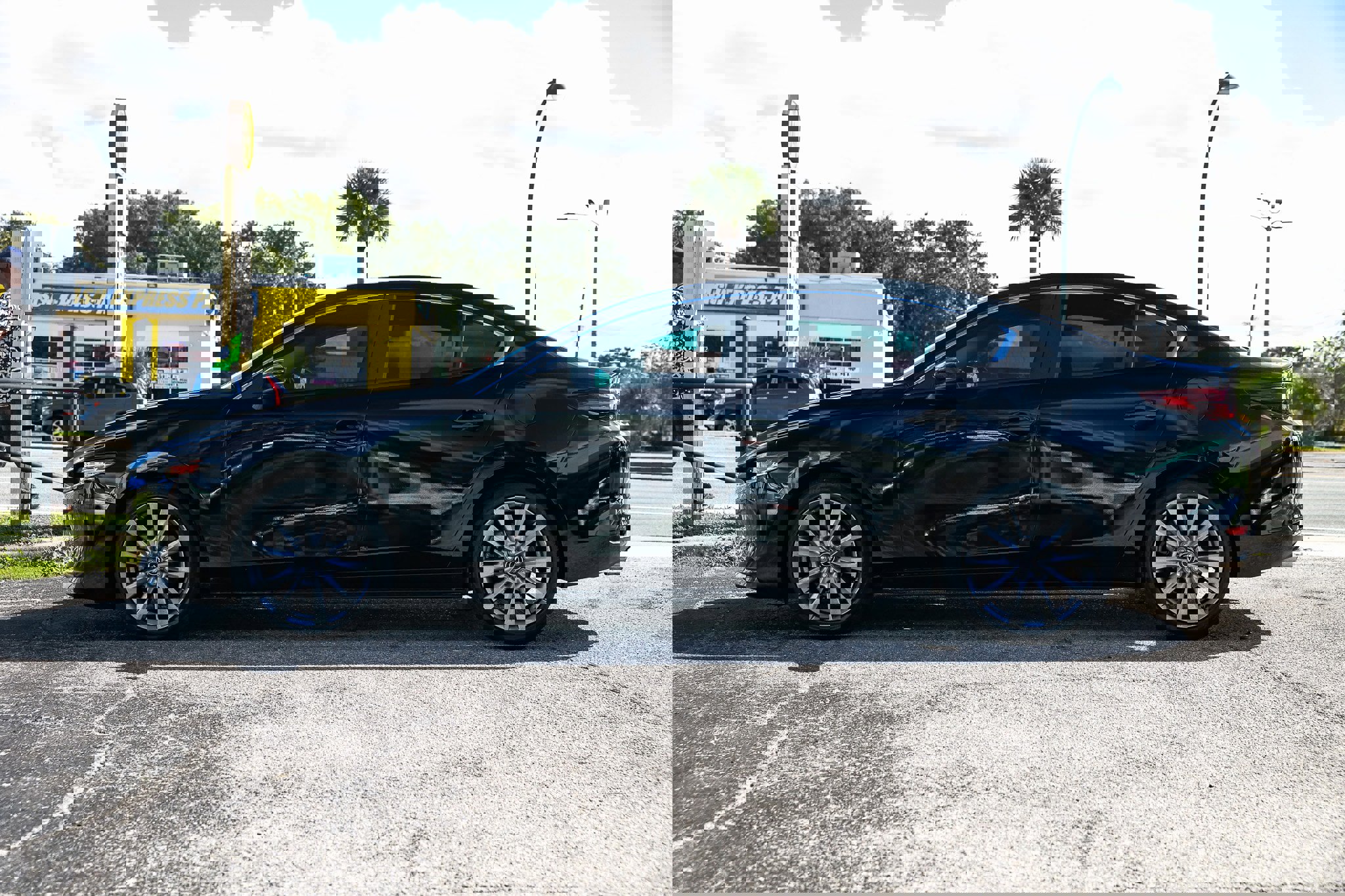 Used 2021 MAZDA MAZDA3 s image 8