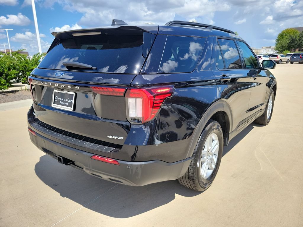 Used 2026 Ford Explorer Active AWD/4WD image 5