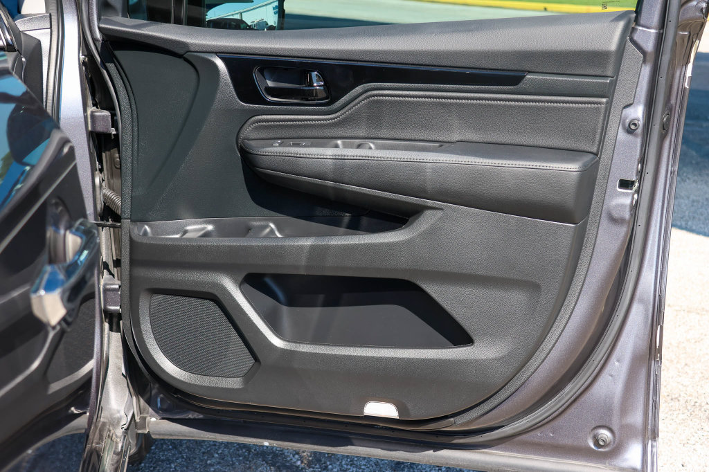 Used 2024 Honda Odyssey Elite image 16