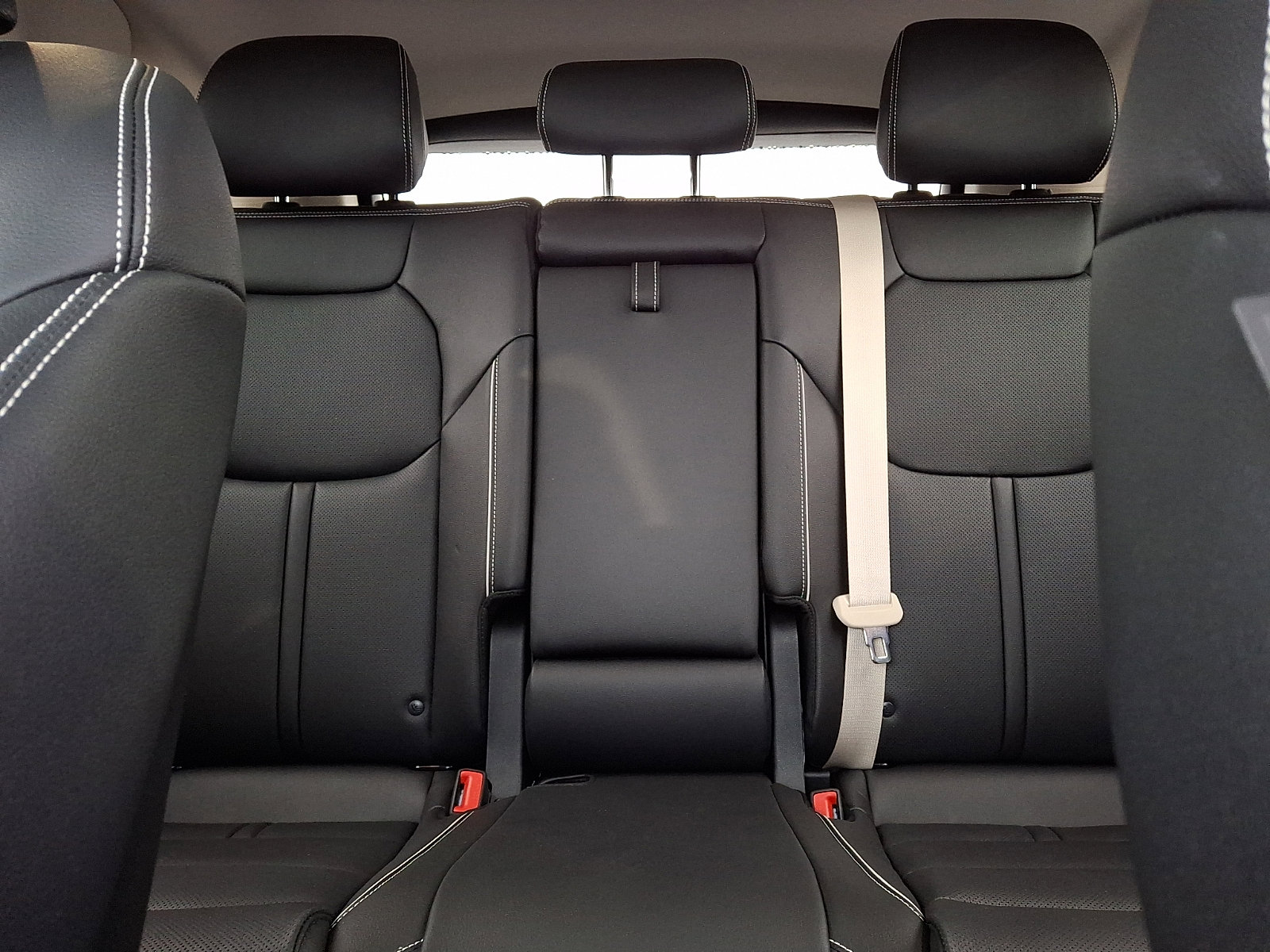 Used 2026 Genesis Electrified GV70 image 19