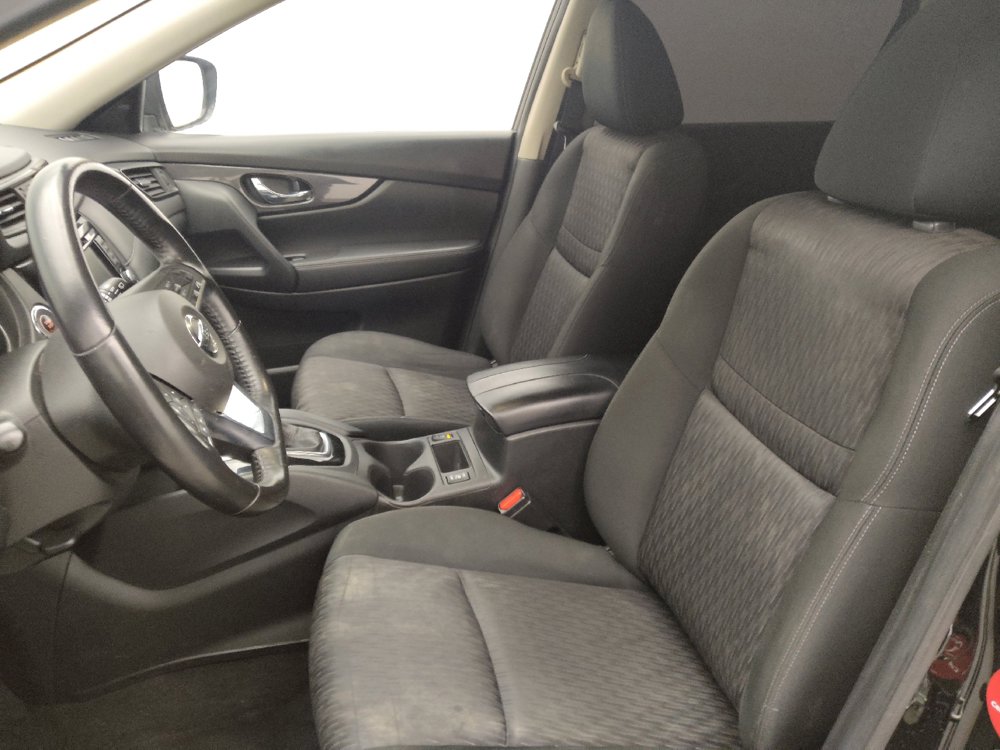 Used 2020 Nissan Rogue SV AWD/4WD image 17