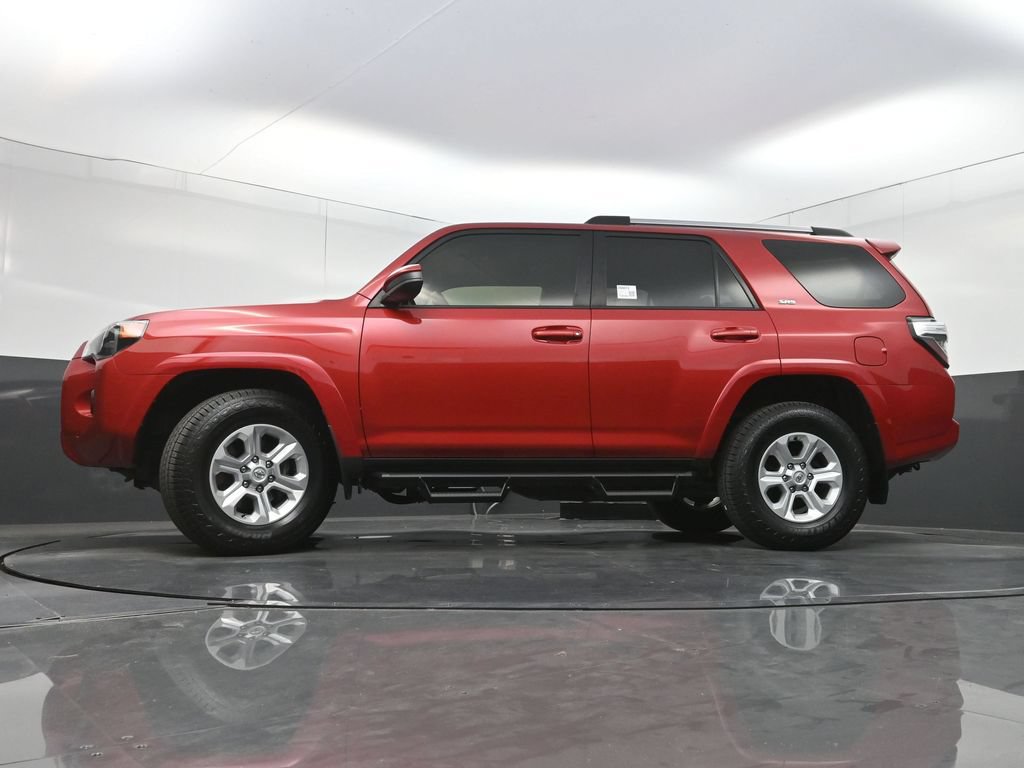 Used 2022 Toyota 4Runner SR5 RWD image 28