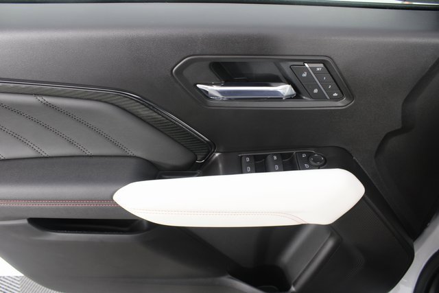 New 2026 GMC Canyon AT4X image 15