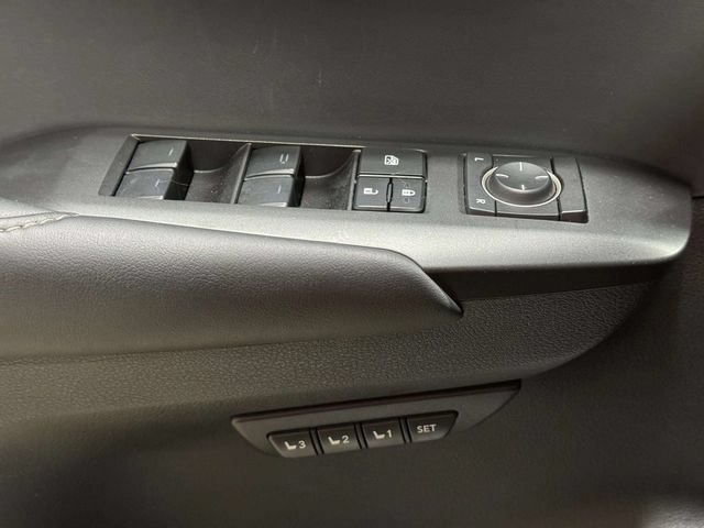 Used 2017 Lexus NX 200t AWD w/ Premium Package image 21