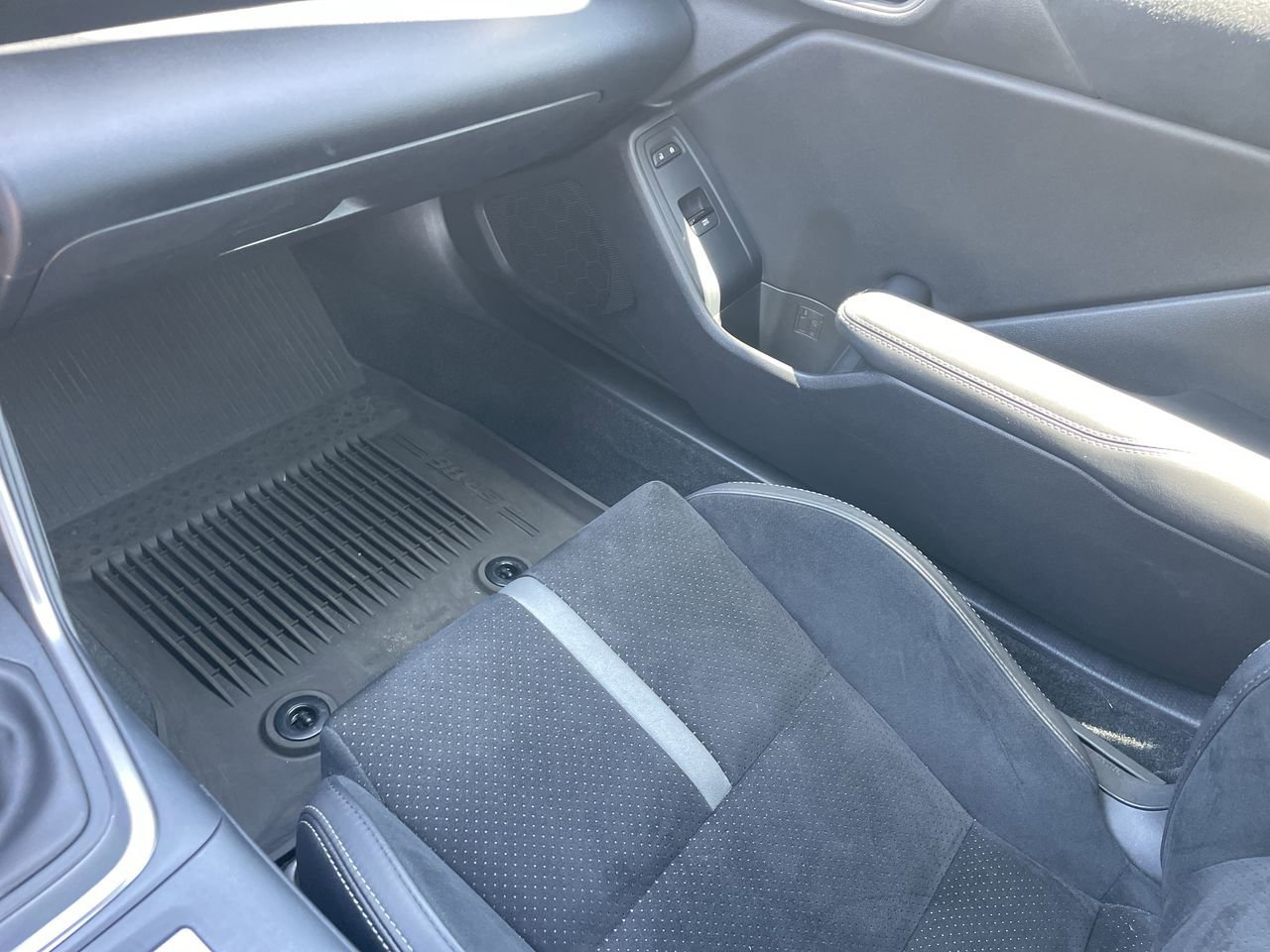 Used 2023 Toyota GR86 Premium w/ ALL Weather Mat Package (TMS) RWD image 15