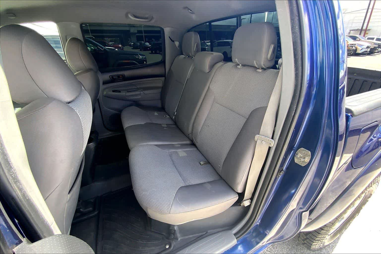 Used 2014 Toyota Tacoma PreRunner RWD image 29