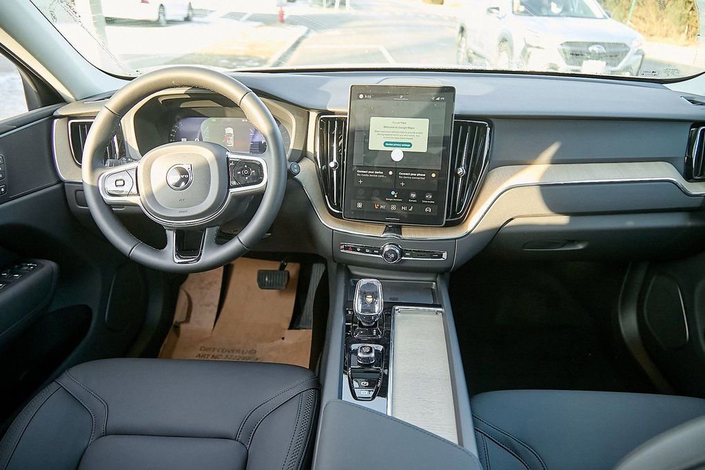 New 2026 Volvo XC60 B5 Plus w/ Protection Package Premier image 24