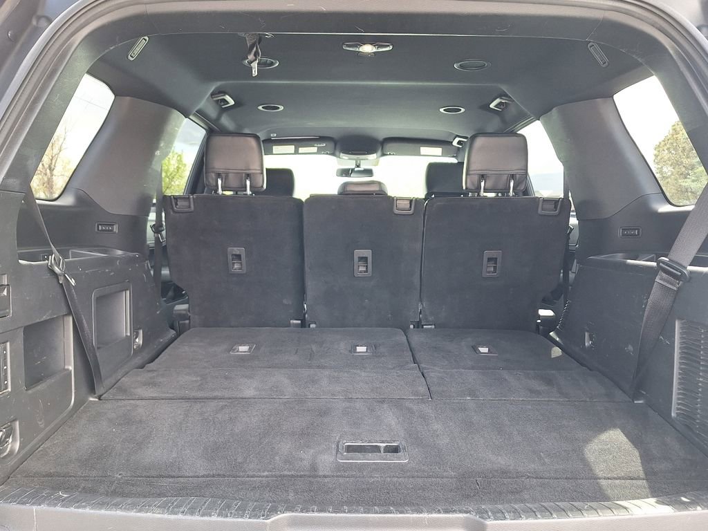 Used 2018 Ford Expedition XLT w/ Equipment Group 202A AWD/4WD image 31