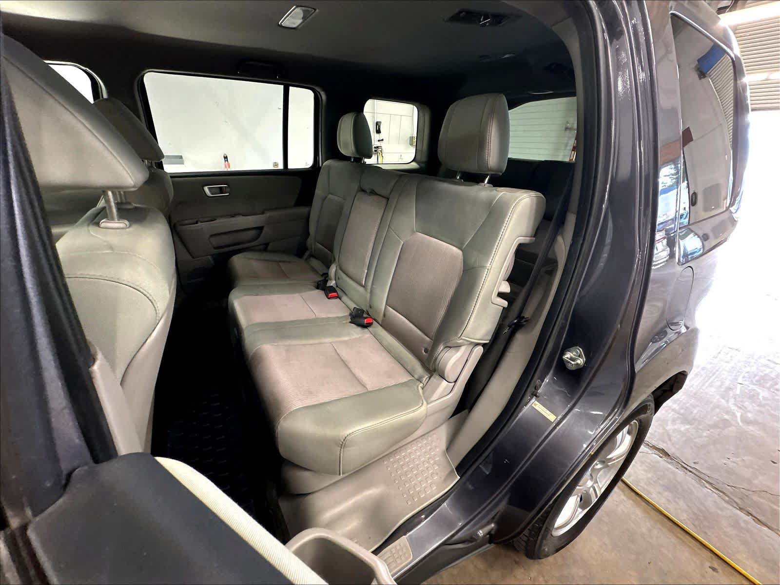Used 2014 Honda Pilot EX image 27