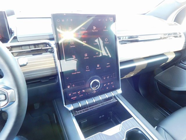 Used 2025 GMC Sierra EV Denali image 36