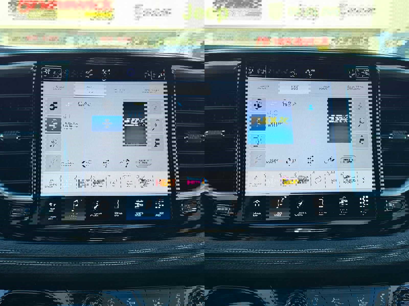 New 2026 Chrysler Pacifica Select image 10