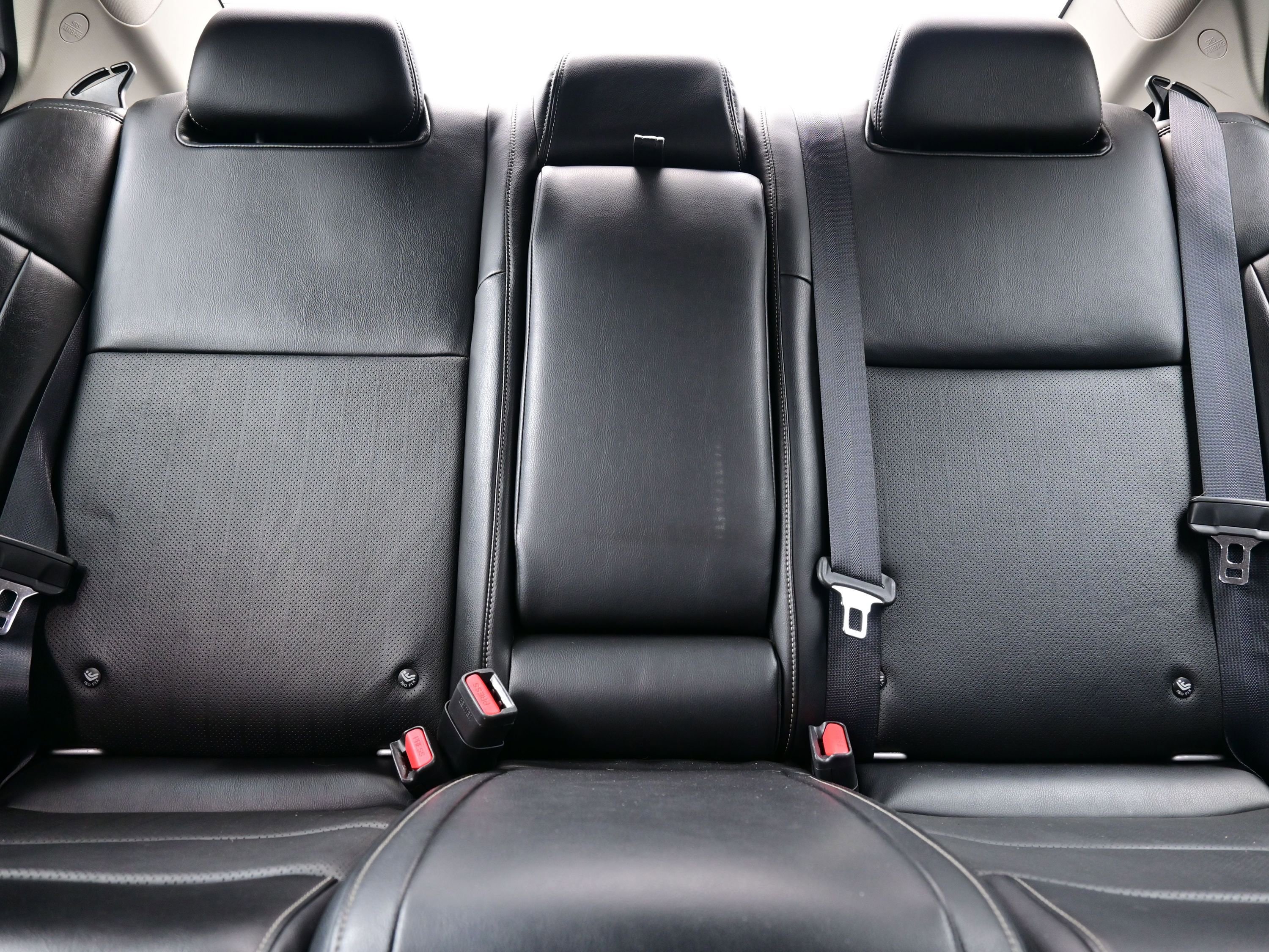 Used 2022 Nissan Maxima SV w/ Floor Mat Group image 16