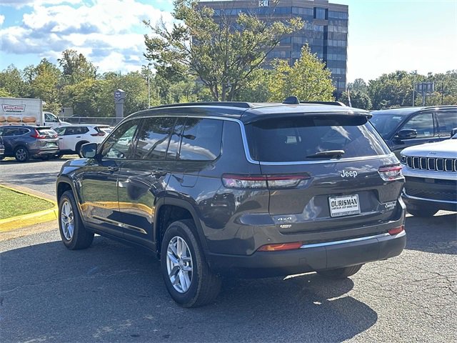 New 2025 Jeep Grand Cherokee L Laredo image 4