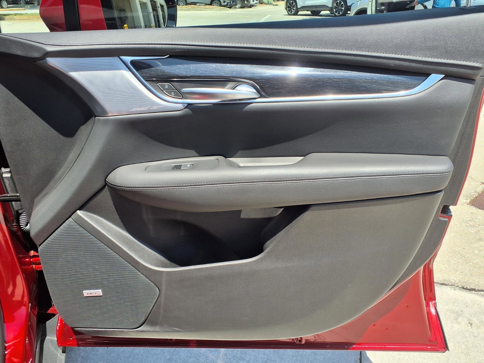 Used 2023 Cadillac XT5 Premium Luxury image 11