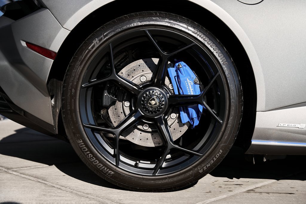 Used 2023 Lamborghini Huracan Tecnica image 14