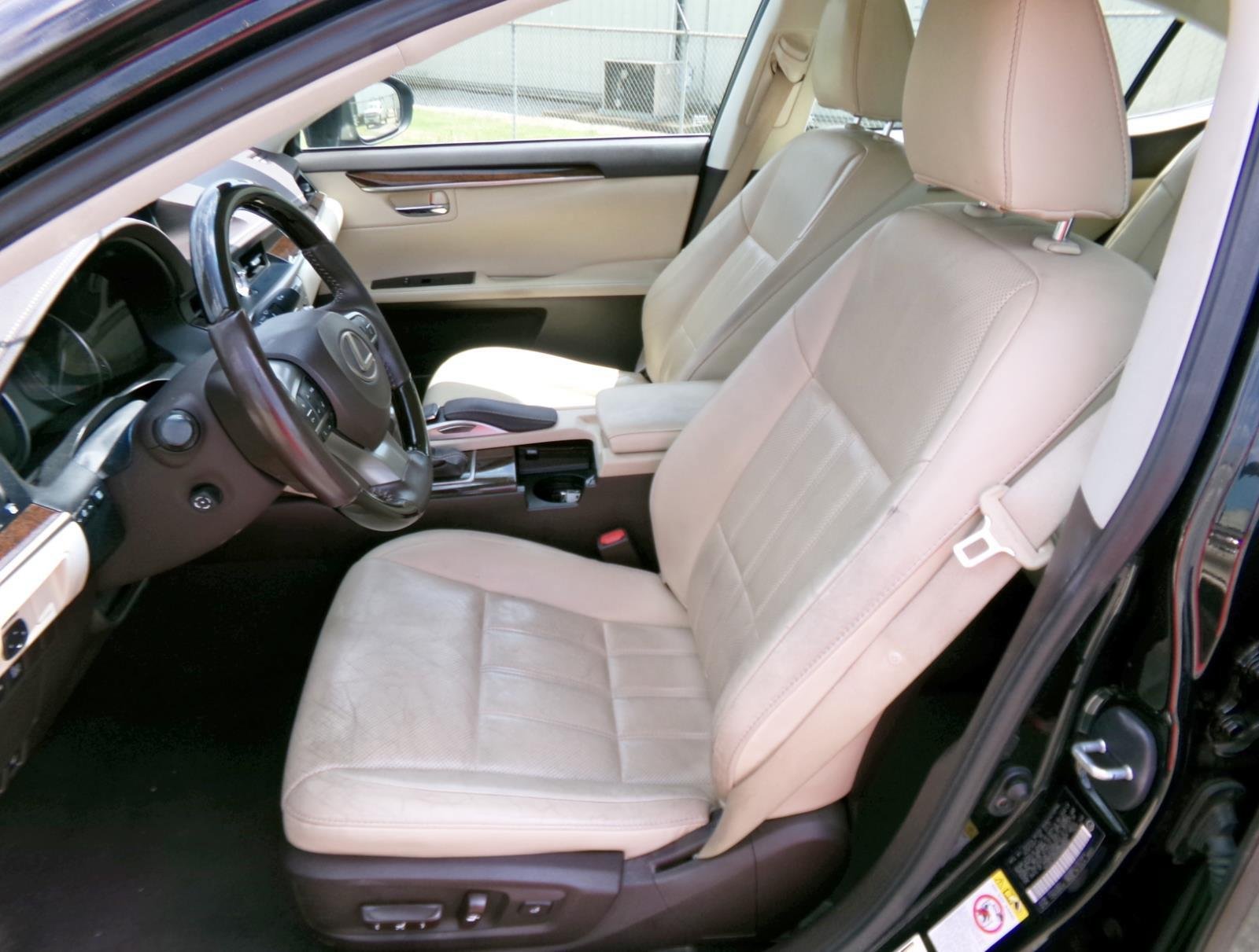 Used 2017 Lexus ES 350 w/ Luxury Package FWD image 12