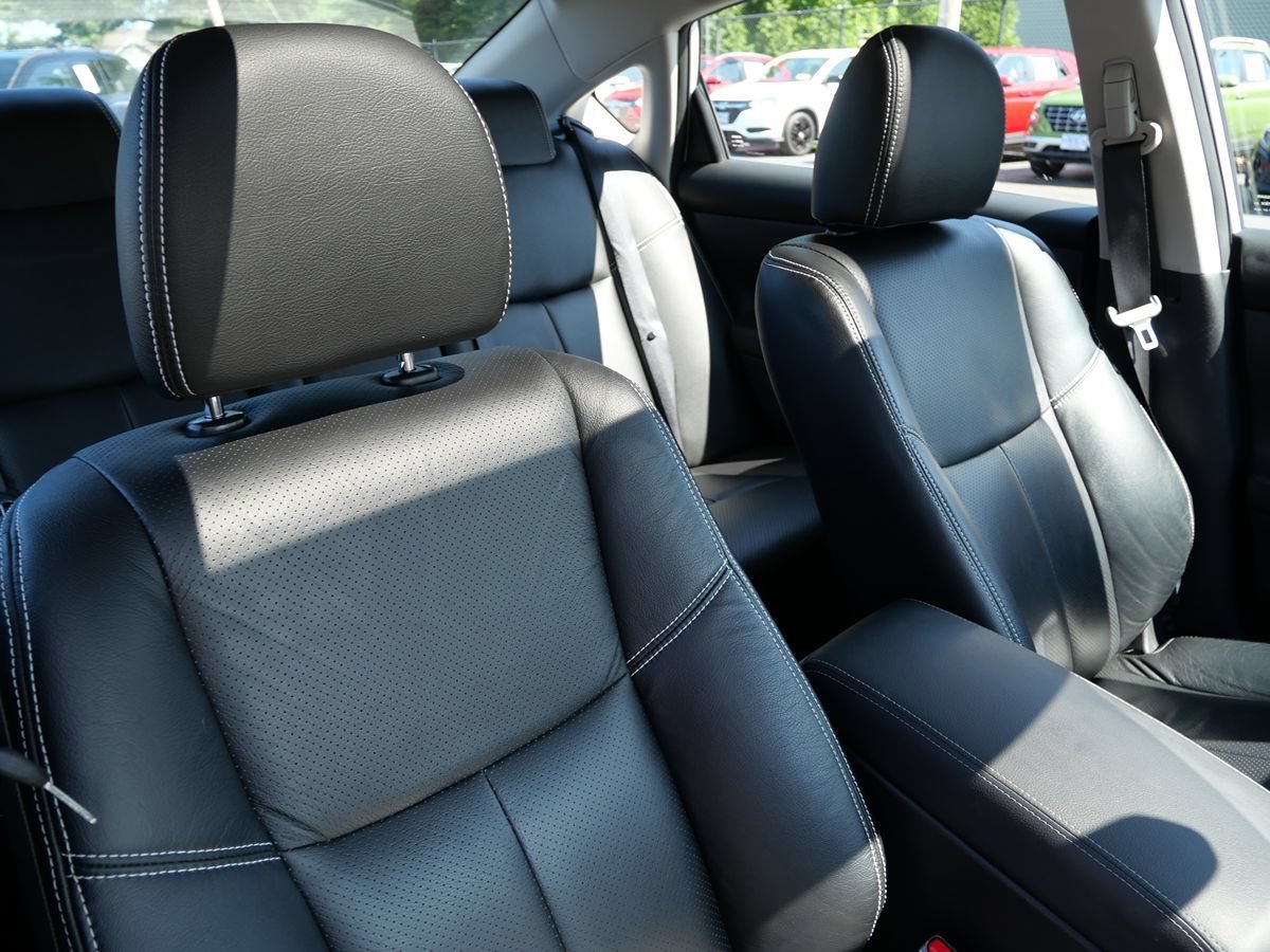 Used 2018 Nissan Altima 2.5 SV w/ 2.5 SV Technology Package FWD image 19