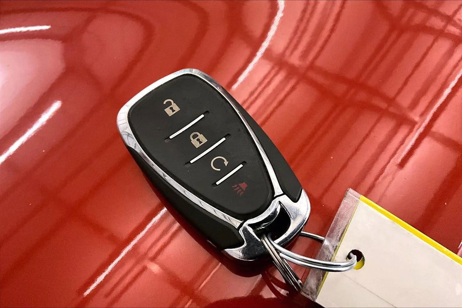 Used 2024 Chevrolet Trax LT w/ LT Convenience Package image 9