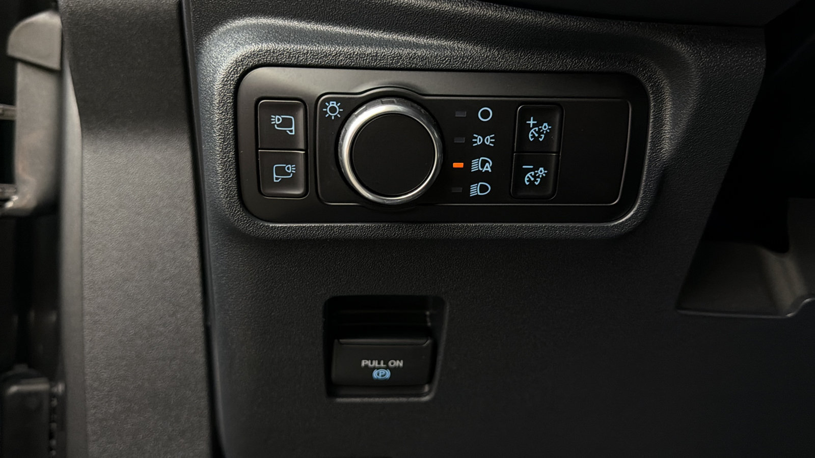 Used 2025 Ford Bronco Badlands AWD/4WD image 30