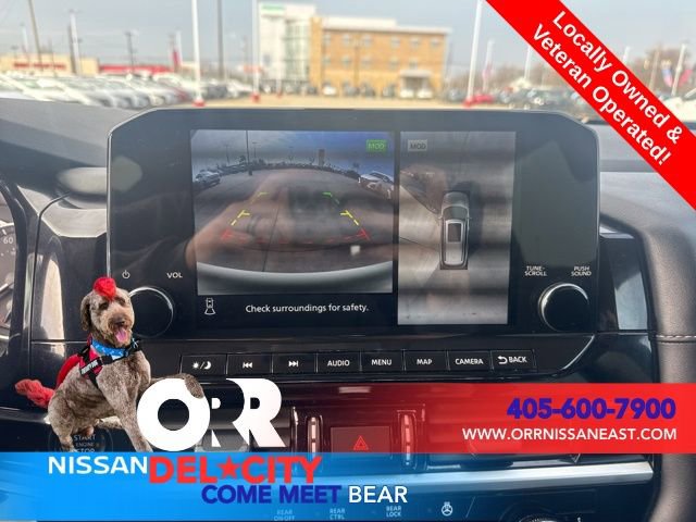 Used 2025 Nissan Pathfinder SL image 23