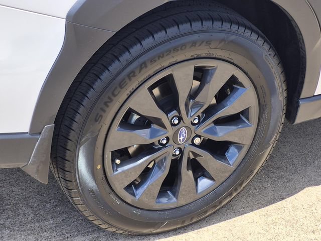 Certified 2025 Subaru Outback Onyx Edition AWD/4WD image 7