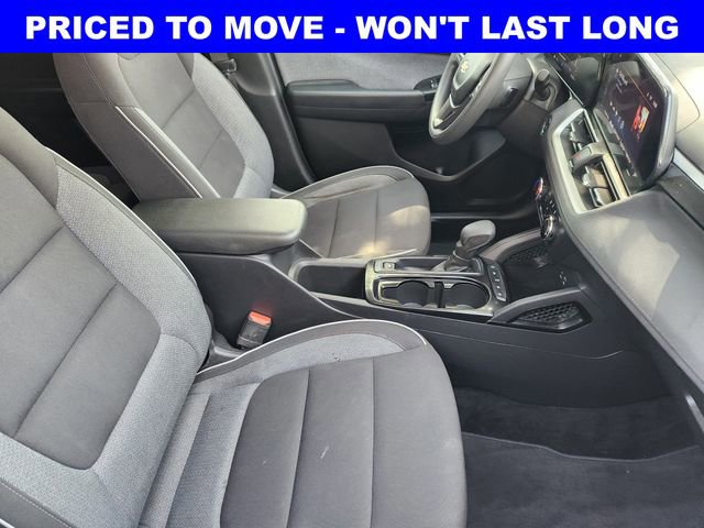 Used 2024 Chevrolet TrailBlazer LS w/ LS Convenience Package FWD image 19
