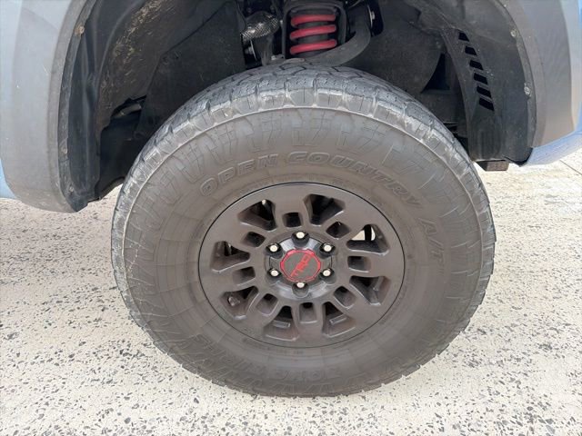 Used 2018 Toyota Tacoma 4x4 Double Cab image 12