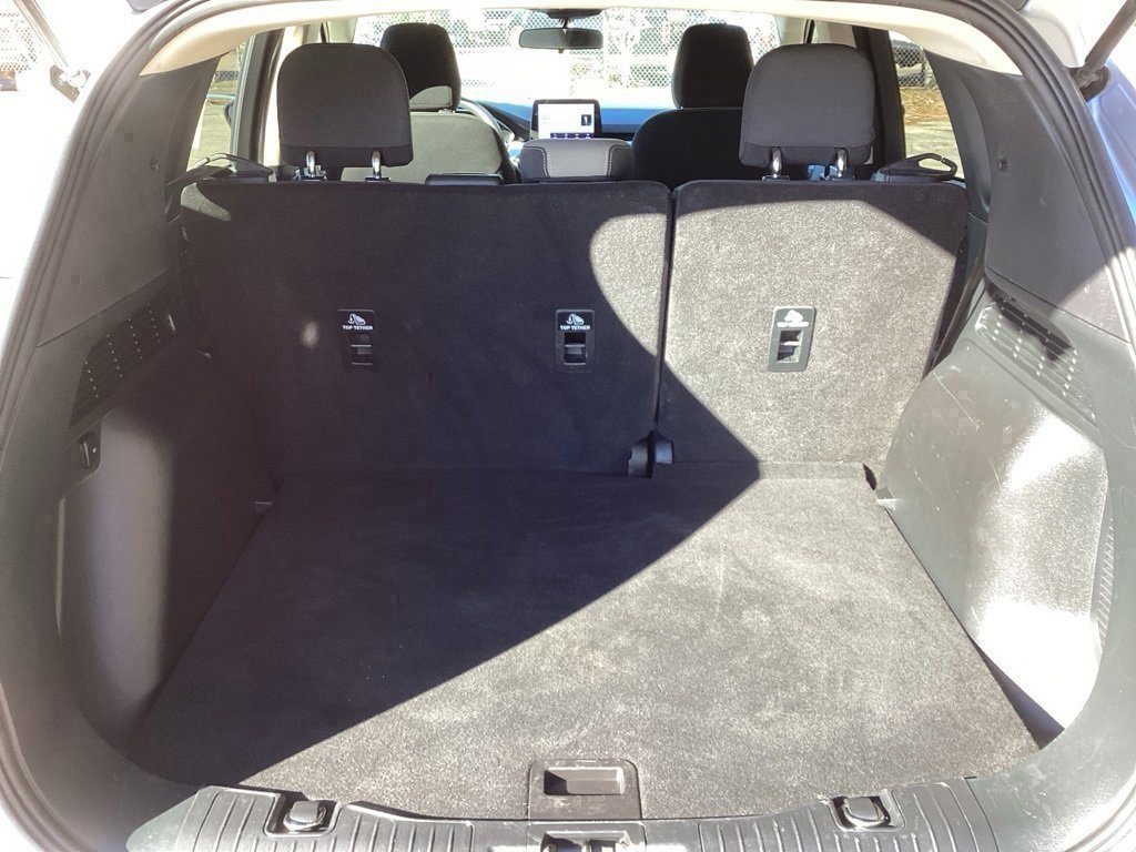 Used 2020 Ford Escape SE image 10
