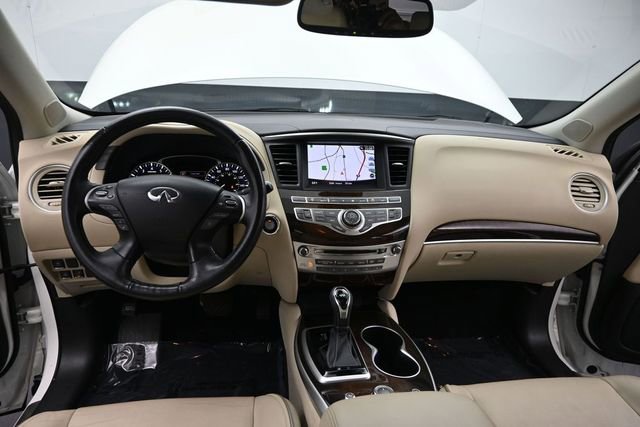Used 2019 INFINITI QX60 Luxe w/ Sensory Package AWD/4WD image 16