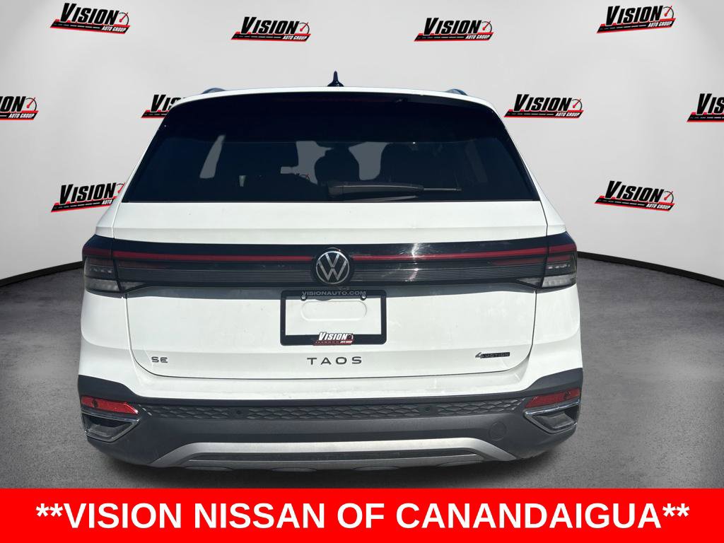 Used 2026 Volkswagen Taos SE AWD/4WD image 6