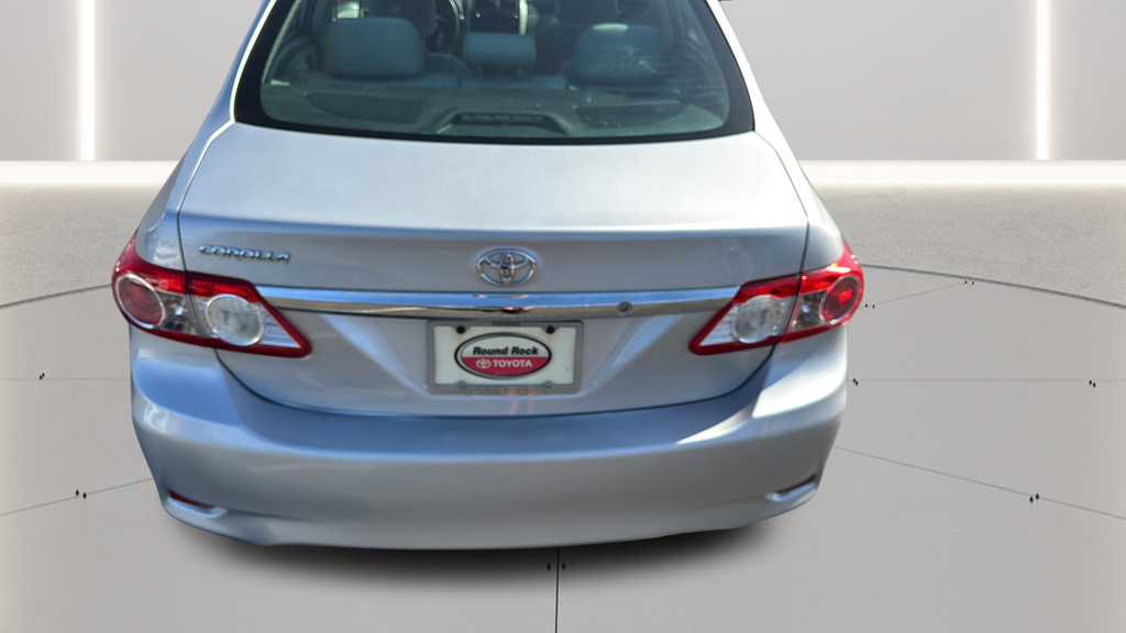 Used 2013 Toyota Corolla L FWD image 33