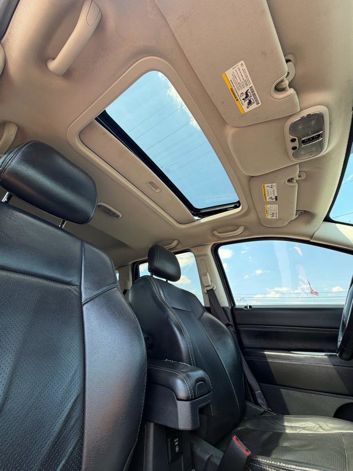 Used 2017 Jeep Compass High Altitude FWD image 54